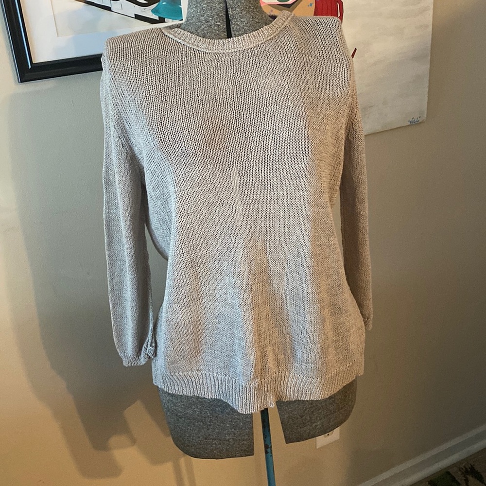 360 sweater with open back